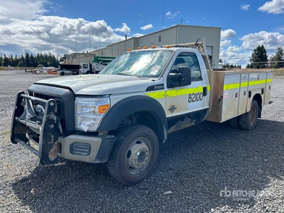 2011 Ford F-550 XL 4x4 Utility Truck (Inoperable)
