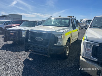 2018 Ford F-250 XL 4x4 Crew Cab Pickup (Inoperable)