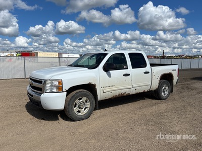 2009 Chevrolet 1500 LS 4x4 Crew Cab Pickup