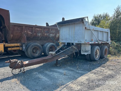 1987 Knight 83064V 13 ft T/A Pup Dump Trailer