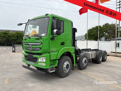 2021 XCMG XGA3310D6NEX 8x4 Twin-Steer Sleeper Cabine et châssis