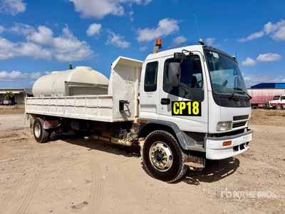 2006 Isuzu FTR 900 8000 L 4x2 Tipping 散水車