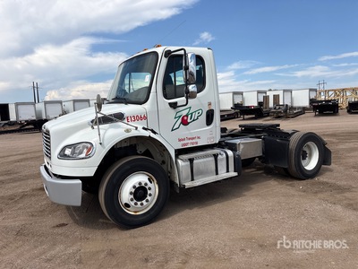 2014 Freightliner M2106 4x2 Cabina per trattore stradale 2 assi