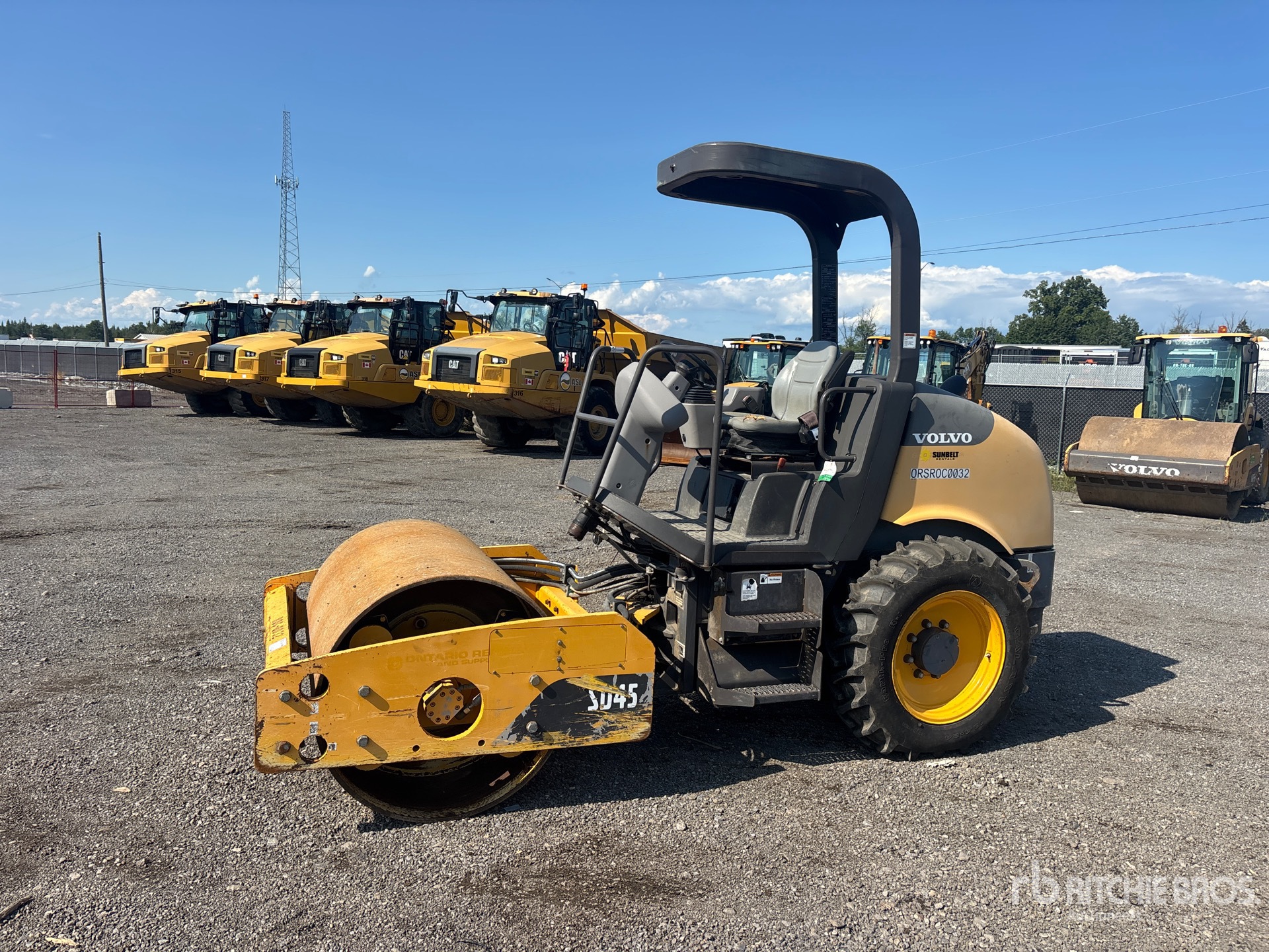 2000 Volvo SD45B Smooth Drum Compactor
