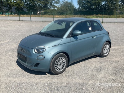 2021 Fiat 500e 23 KWh Action Electric سيارة