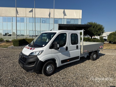 2023 Opel Movano Crew Cab 2.2 103 KW DOKA PR L3 شاحنة مسطحة