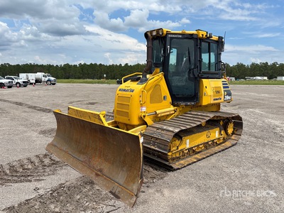 2021 Komatsu D39PX-24 Pelleteuse à chenilles