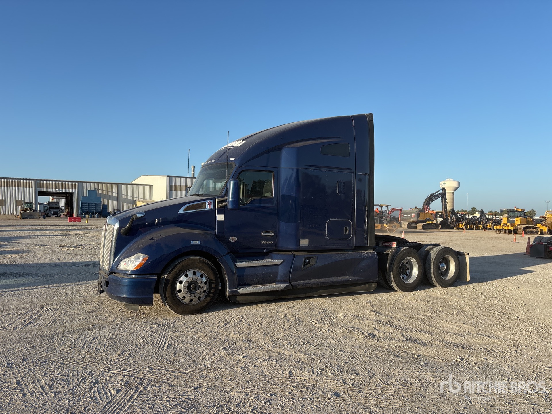 2022 Kenworth T680 6x4 T/A Sleeper Truck Tractor
