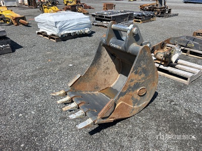 24 in Digging Godet arrière de rétrocaveuse - Fits Case 580N