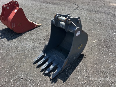 24 in Digging Excavator Bucket - Fits Takeuchi TB290