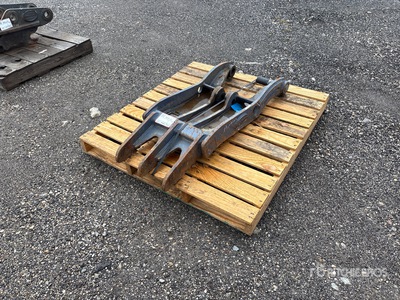 47 in Excavator Thumb - Fits Deere/Hitachi 85
