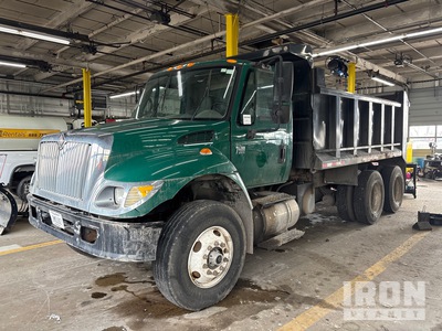 2006 International 7400 6x4 を見 Dump Truck (Inoperable)
