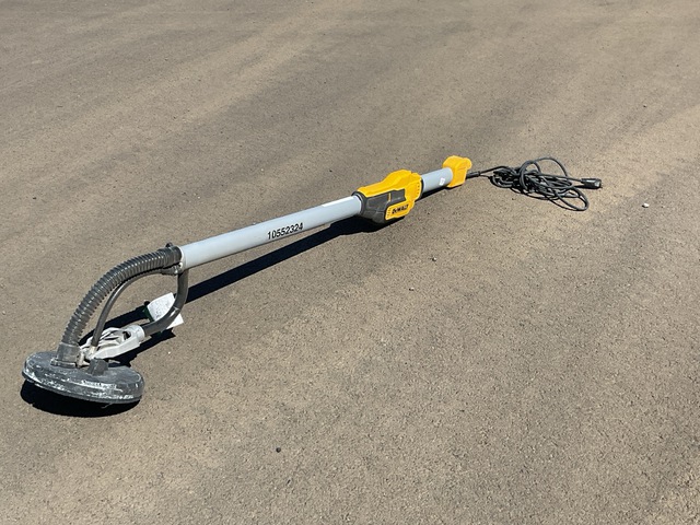 2021 Dewalt DWE7800 9" Dry Wall Sander