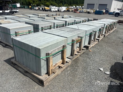 Quantity of (7) Pallets of 36x24x1.5 Bluestone Landscaping Pavers Piedra
