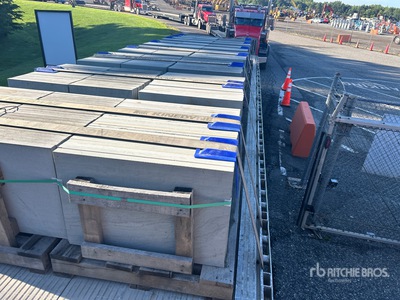 Quantity of (7) Pallets of Bluestone Landscaping Paver Stone