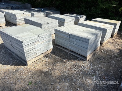 Quantity of (7) Pallets of 1.5 inch Bluestone Pavers Asst. Sizes Piedra (Unused)