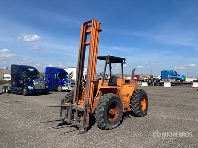 1986 Tovel 6-44-48 6000 lb 4x4 を見 Rough Terrain Forklift