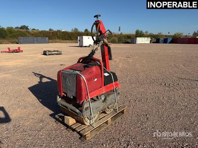 Compacteur A Guidage Manuel مدحلة يدوية (Inoperable)