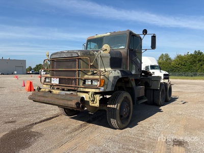 1992 Freightliner 6x6 T/A Day Cab Truck Tractor
