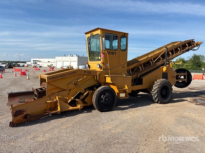 1994 Athey 712D Windrow Elevator
