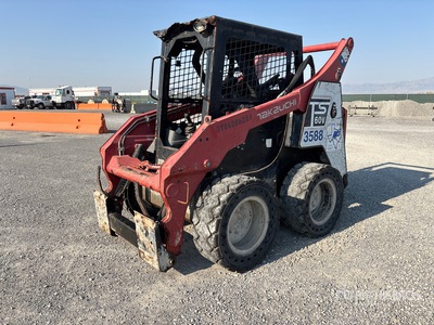 2013 Takeuchi TS60V Chargeuse à direction à glissement