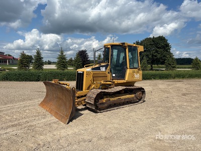 2005 Cat D5G XL جرافة مجنزرة