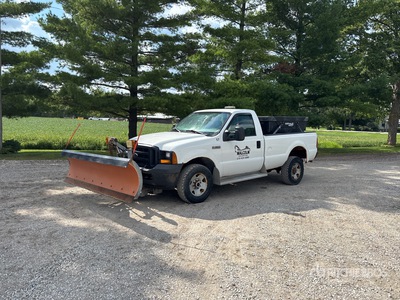2006 Ford F-250 Super Duty XL 4x4 Pickup