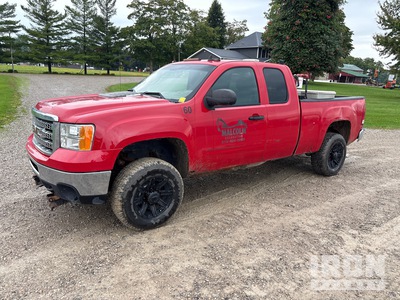 2013 GMC Sierra 2500 4x4 Extended Cab Pickup