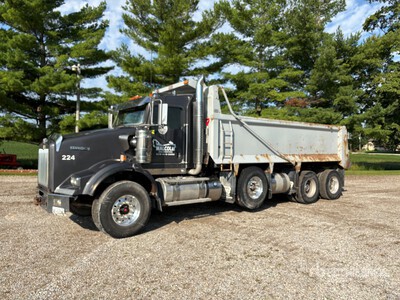 2018 Kenworth T800 8x4 Tri/A Dump Truck