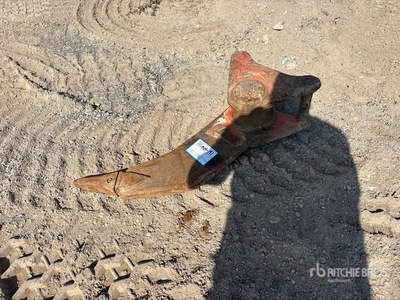 AMI 28 in Ripper para excavadora