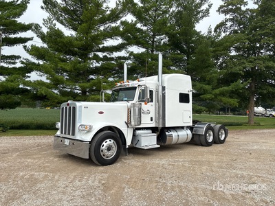 2023 Peterbilt 389 6x4 T/A Slaapcabine Trekker