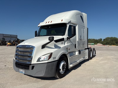 2020 Freightliner Cascadia 126 6x4 Sleeper Truck Tractor