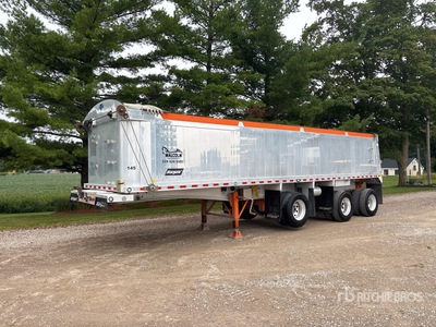 2022 Stargate 34 ft Tri/A Aluminum End Dump Trailer