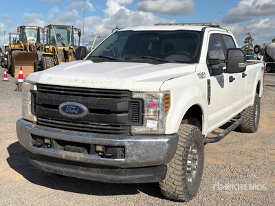 2019 Ford F-250 XL 4x4 Crew Cab Pickup