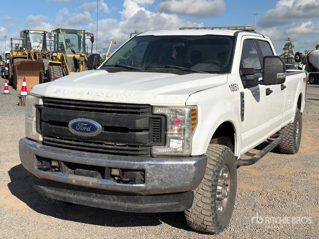 2019 Ford F-250 XL 4x4 Crew Cab Pickup