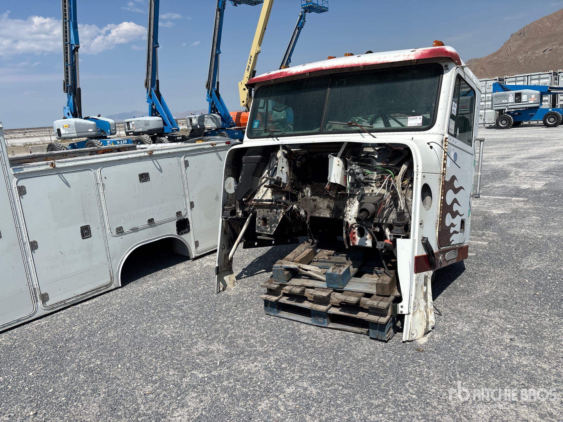 Truck Sleeper