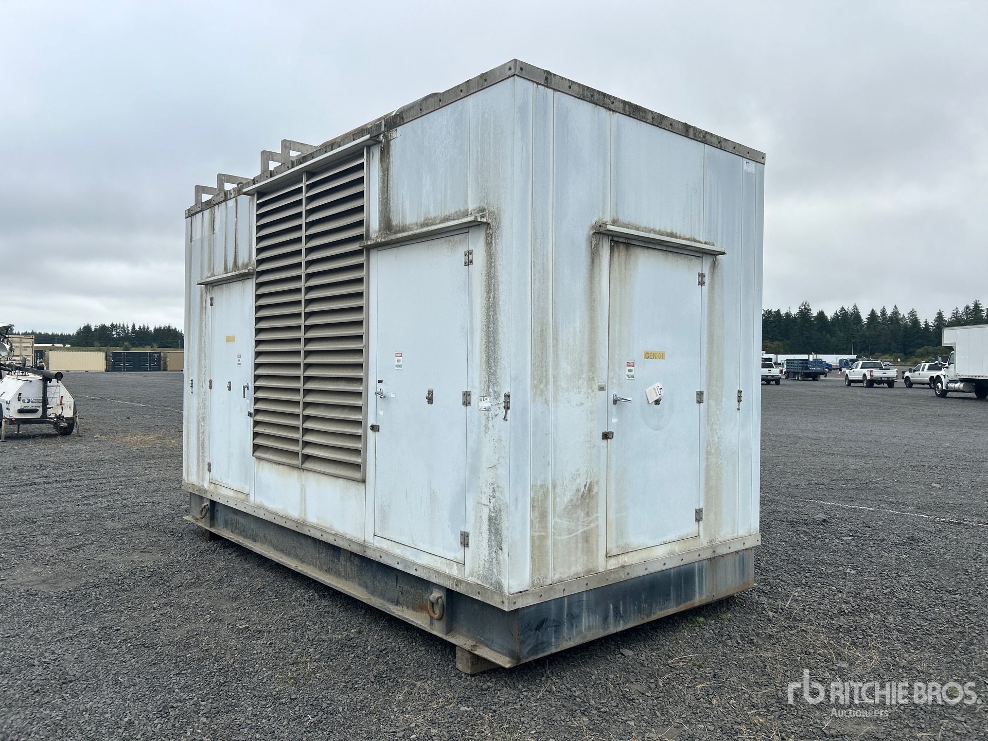 1996 Onan 750DFHA 750 kW Skid-Mounted Generator Set