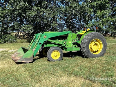 John Deere 2130 2WD Tractor Agrícola