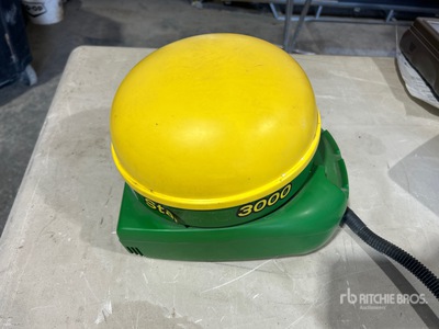 John Deere StarFire 3000 GNSS Receiver