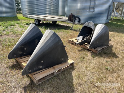 Quantity of (4) E-Kay Poly Divisores de Cultivo - Fits John Deere 4830