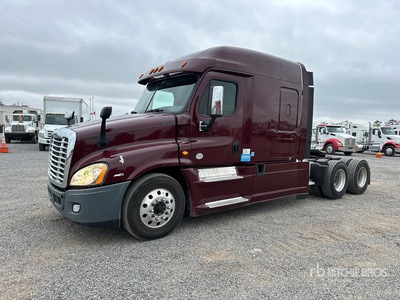 2018 Freightliner Cascadia 125 6x4 T/A Sleeper Truck Tractor