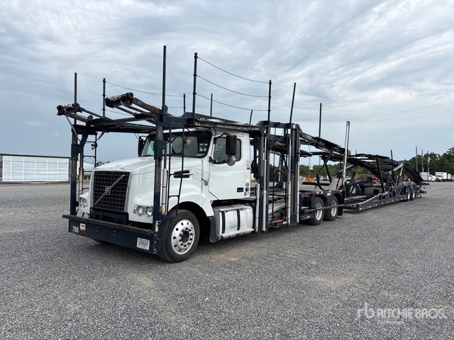 2014 Volvo VAH 6x4 Car Carrier Truck