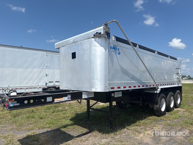 2023 Clement SSAL2429-30F 23 ft Tri/A End Dump Trailer