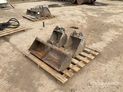 Quantity of (3) Digging & Cleanup Cazo para excavadora