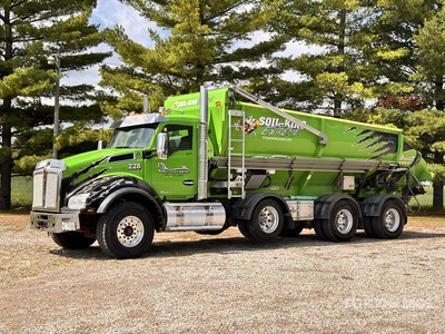 Soil-King Extreme XTR25HD on 2020 Kenworth T880 8x4 شاحنة توزيع الحجر