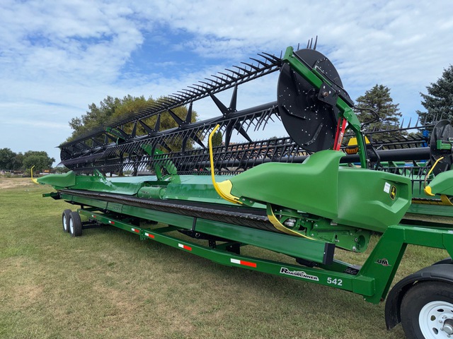 2024 John Deere RD40F 40 ft Flex Draper Combine Header 2024 John Deere RD40F 40 ft Flex Draper Combine Header