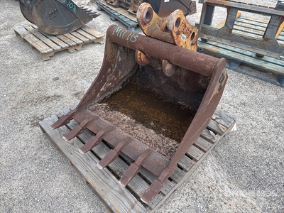 2016 36 in Digging Excavator Bucket