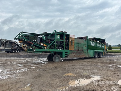 2004 McCloskey Portable 621RE Trommel Screen Plant