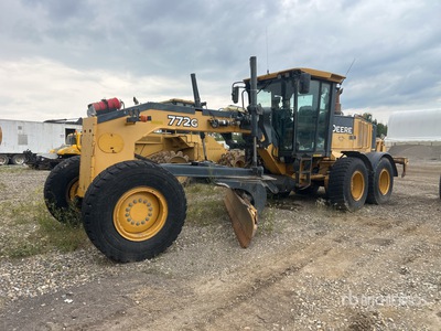 2011 John Deere 772G AWD Motor Grader