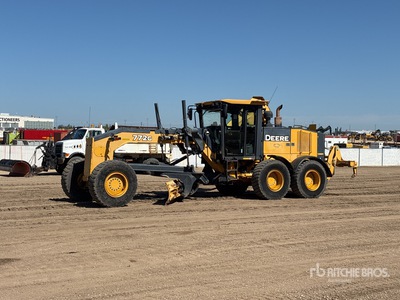 2011 John Deere 772G AWD Motor Grader